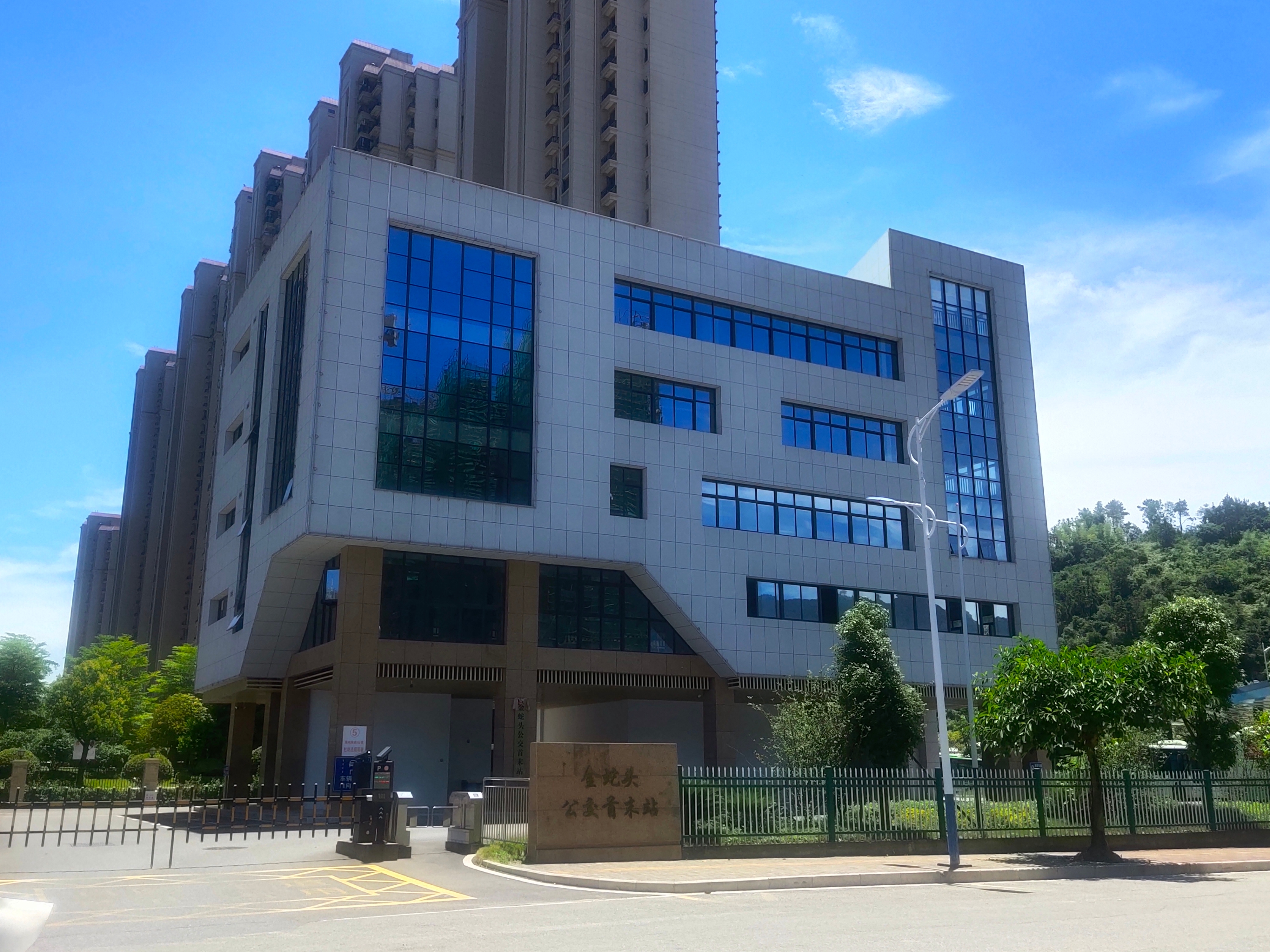 意向承租人征集 |寧德市東僑經(jīng)濟開發(fā)區(qū)夢龍路10號金蛇頭公交首末站綜合樓